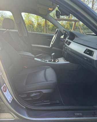 BMW Seria 3 cena 24900 przebieg: 182000, rok produkcji 2011 z Tuszyn małe 781